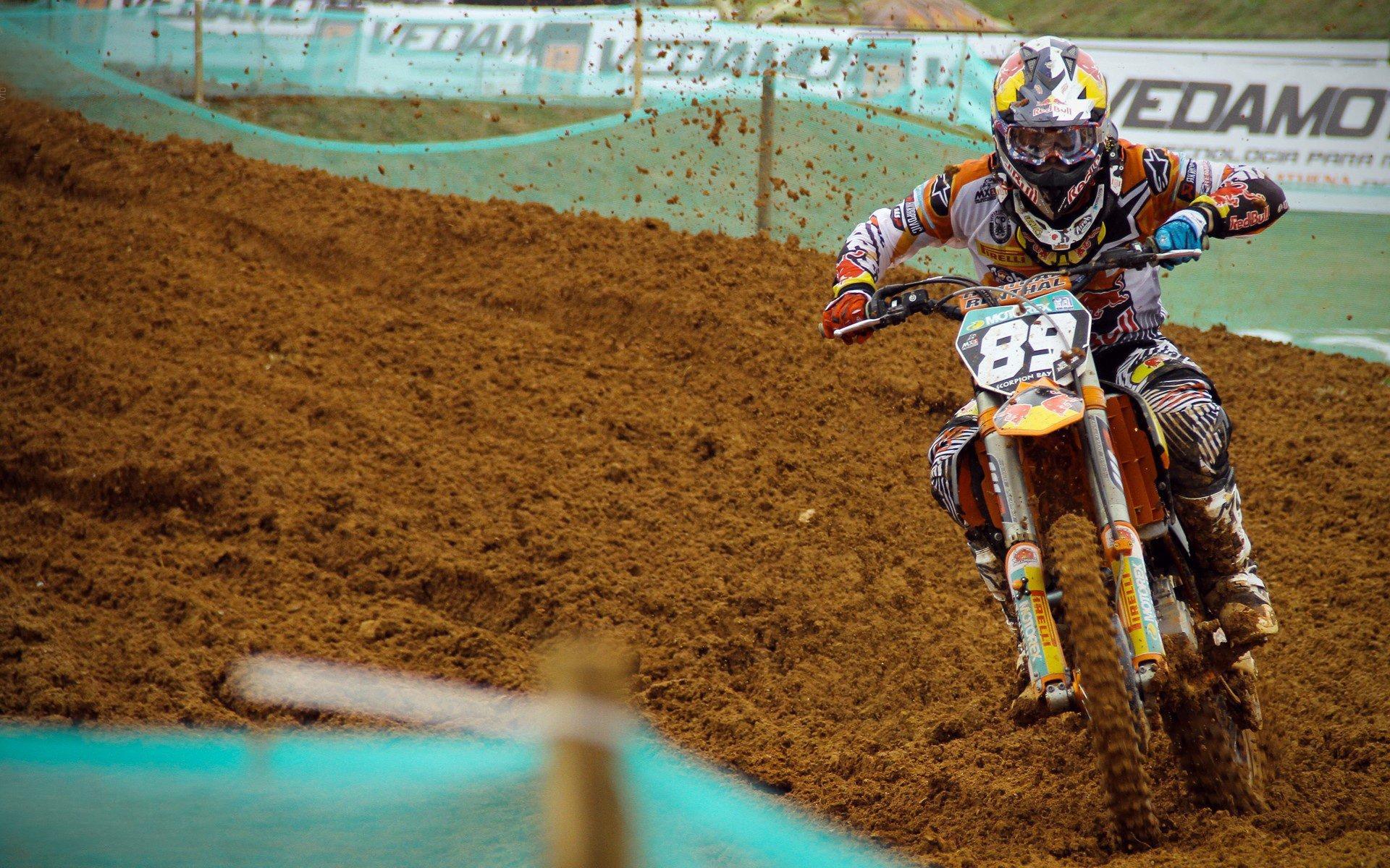 差距一目了然!蓝黑军团7战6败陷深渊,齐沃托大决策酿苦果,国米3-4惨遭淘汰